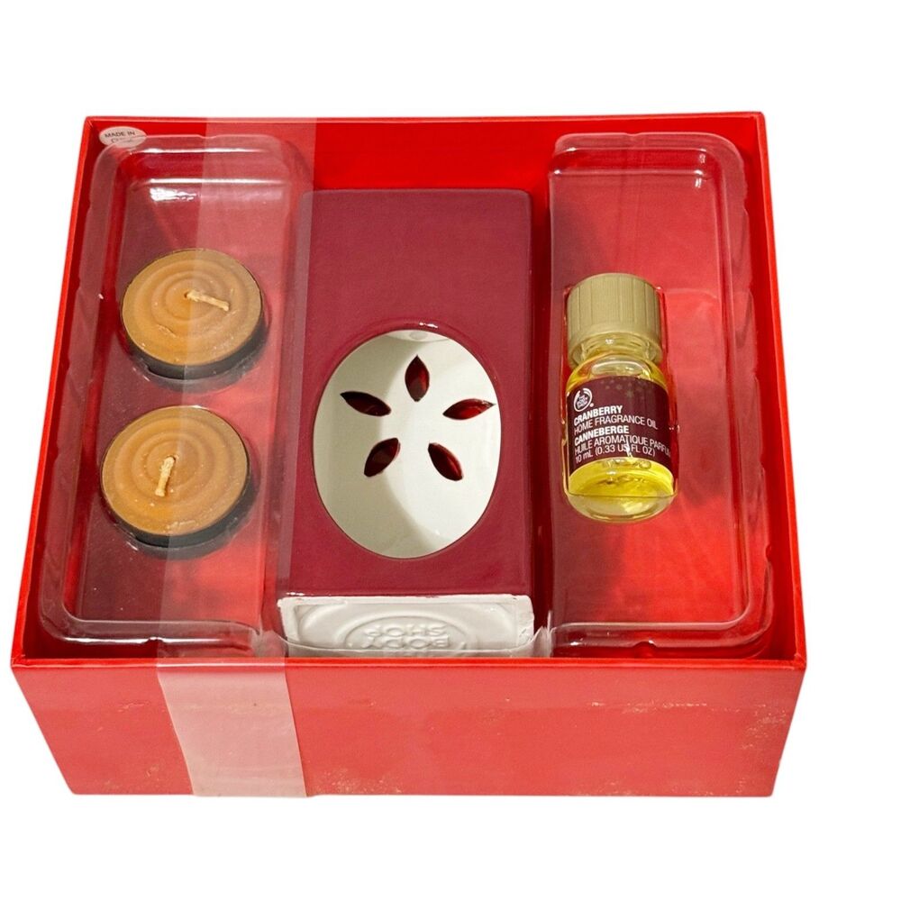 Body Shop Cranberry Home Fragrance Gift Set Oil, Aroma Burner, Tea Light Candles
